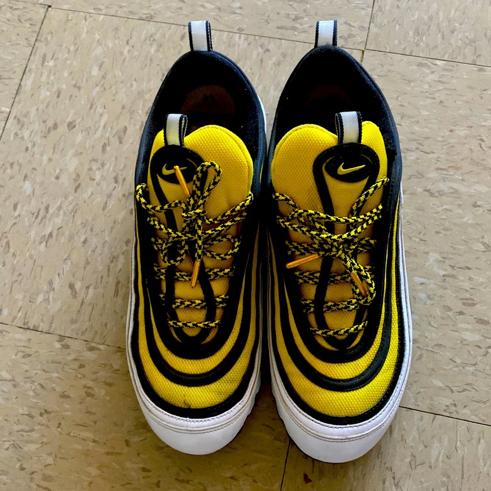 These are some men  Nike air max. They are a size 10.5